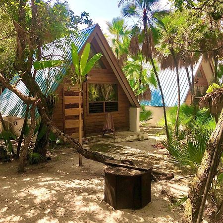 Kin Resort Lodge Майя-Бич Экстерьер фото