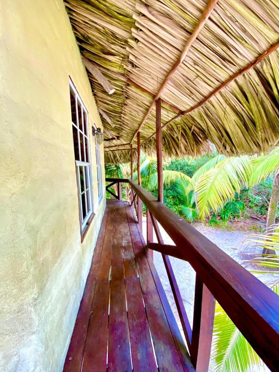 Kin Resort Lodge Майя-Бич Экстерьер фото