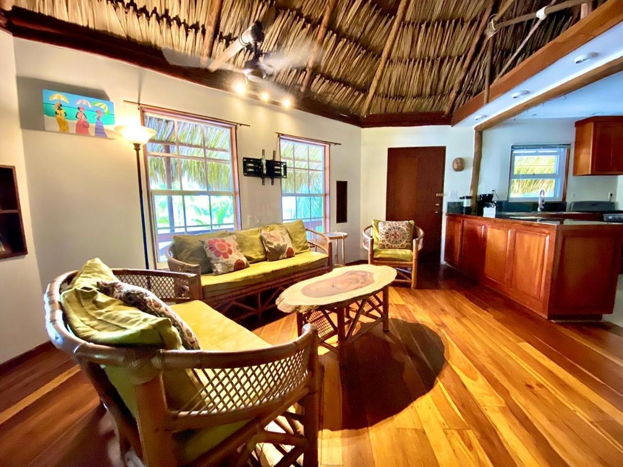 Kin Resort Lodge Майя-Бич Экстерьер фото